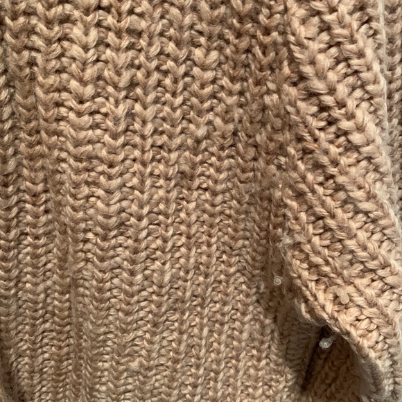 Vintage Holt Renfrew 100% wool sweater - Picture 4 of 5